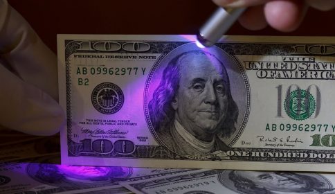 «ZELENYYe»_VMESTO_«KRASNYKH»