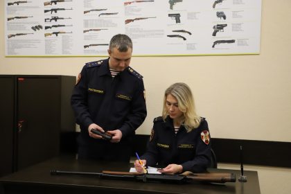 STVOLOV_–_NA_TRI_DIVIZII